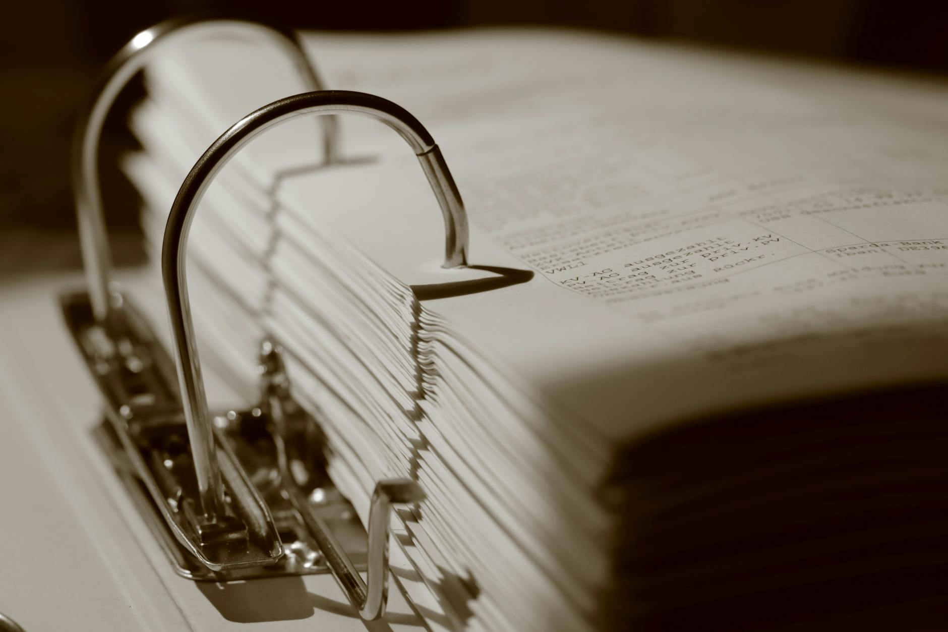 Indiana commercial pest control compliance documentation binder — service logs, monitoring records, and applicator licensing required by OISC, FDA Food Code, and audit programs